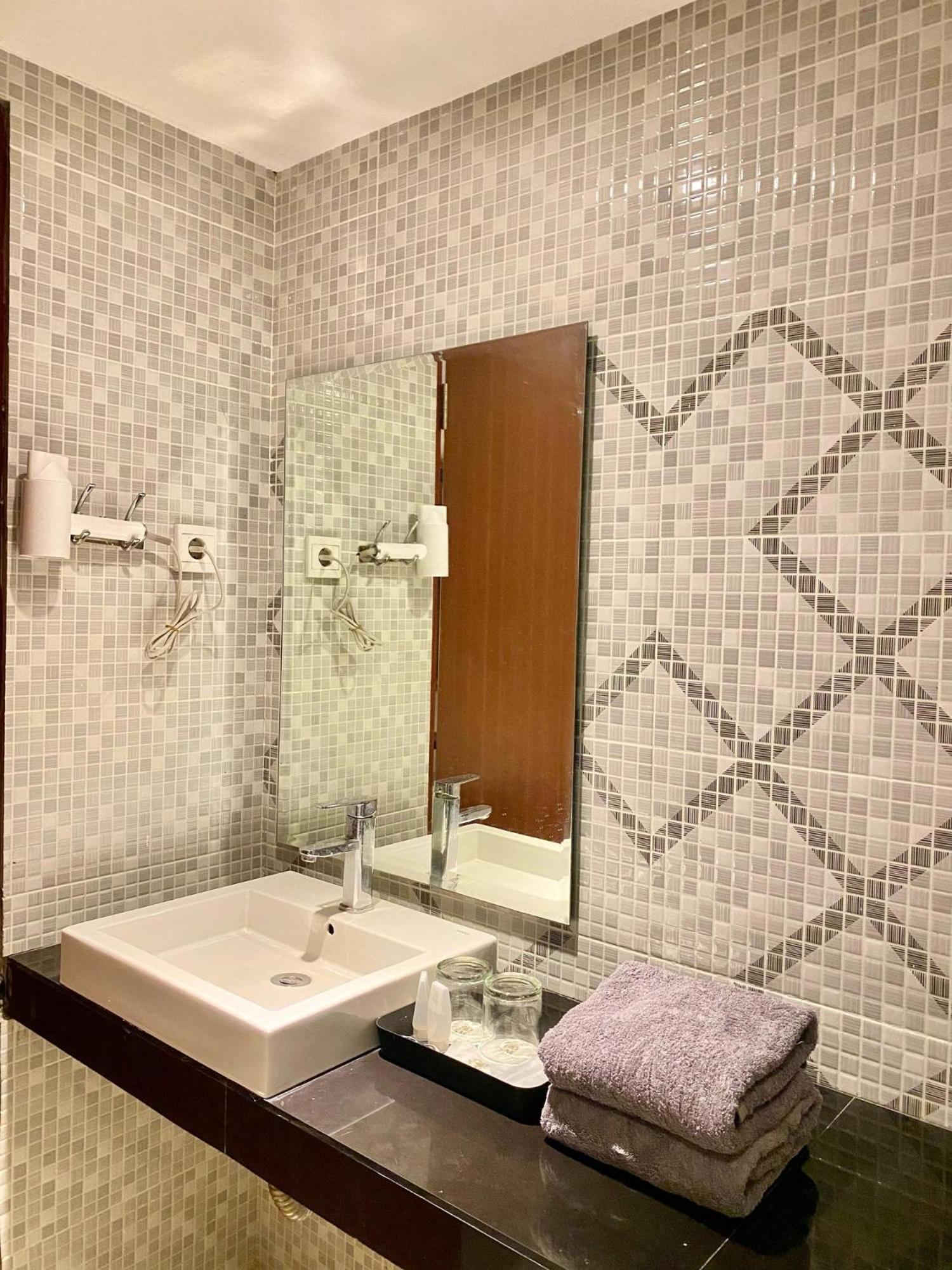 Sm Tower Hotel And Convention Berau Tanjung Redep Eksteriør billede