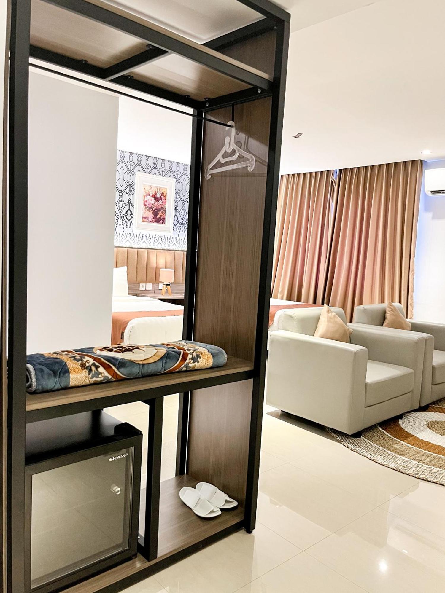Sm Tower Hotel And Convention Berau Tanjung Redep Eksteriør billede
